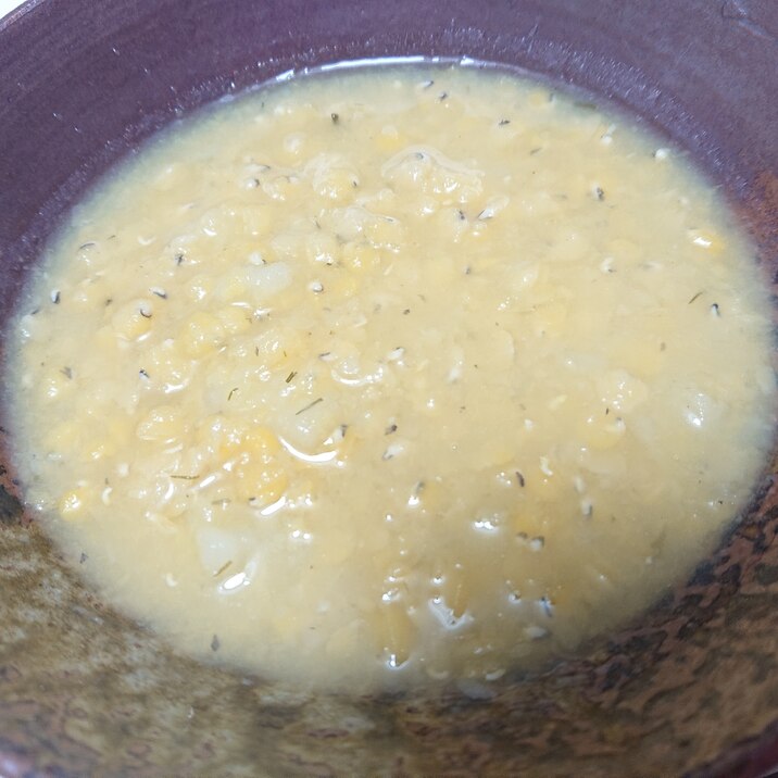 レンズ豆とじゃがいものコンソメスープ
